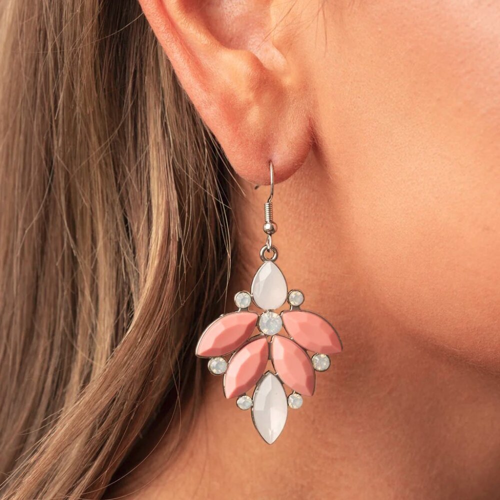 Paparazzi Jewelry Accessories - Fantasy Flair - Pink Earrings - Viintage